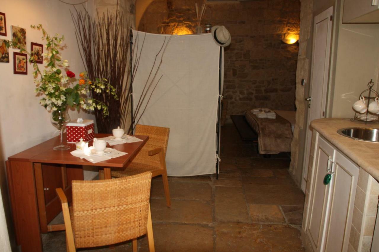 B&B Gildo Trani Bagian luar foto